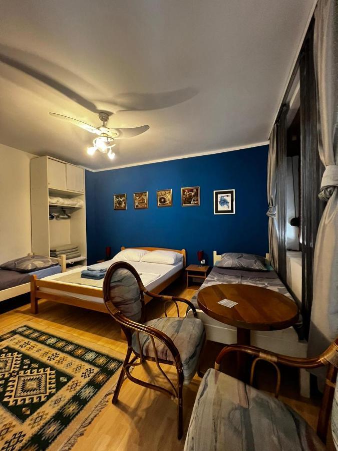 Apartments Azra โมสตาร์ ภายนอก รูปภาพ